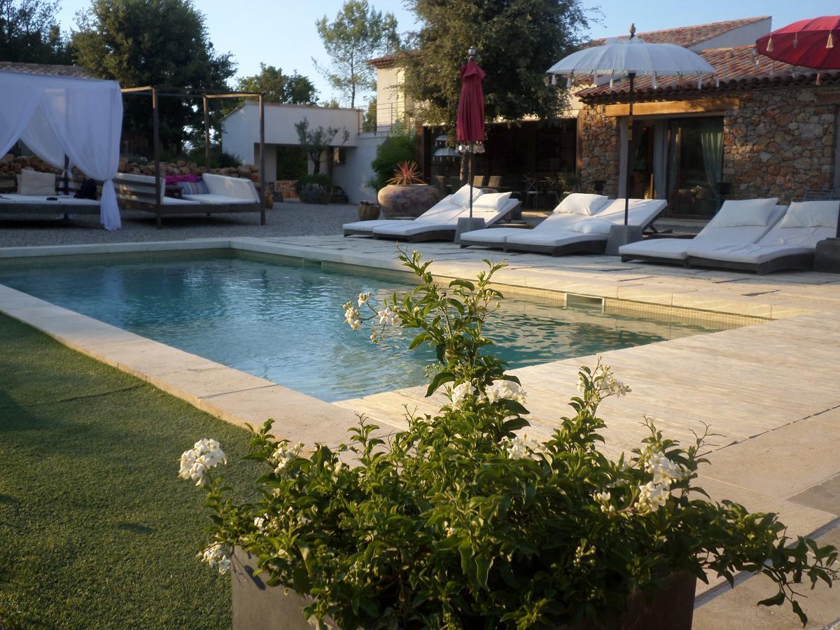 Le Clos Des Cambres Les Arcs-sur-Argens Luaran gambar